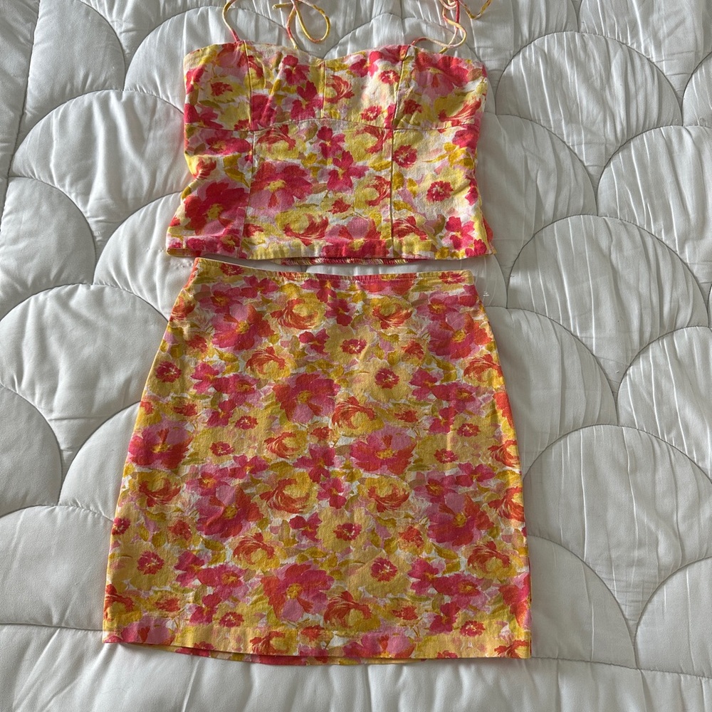Old Navy Floral Two Piece Outfit skirt and cami in Pink and Yellow